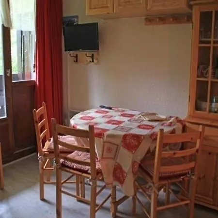 - 4 Pers, 22 M2, 1/0 * Abondance