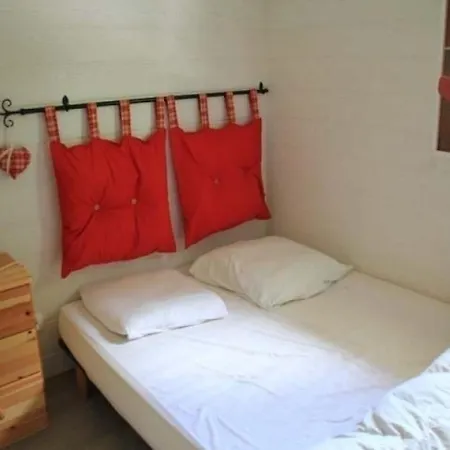 - 4 Pers, 22 M2, 1/0 *